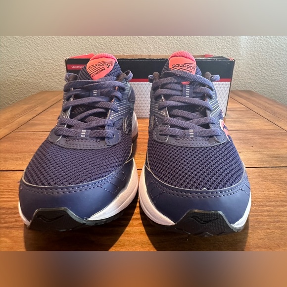 Saucony Cohesion 15 Running Shoe Size: 6 NIB - Picture 3 of 9